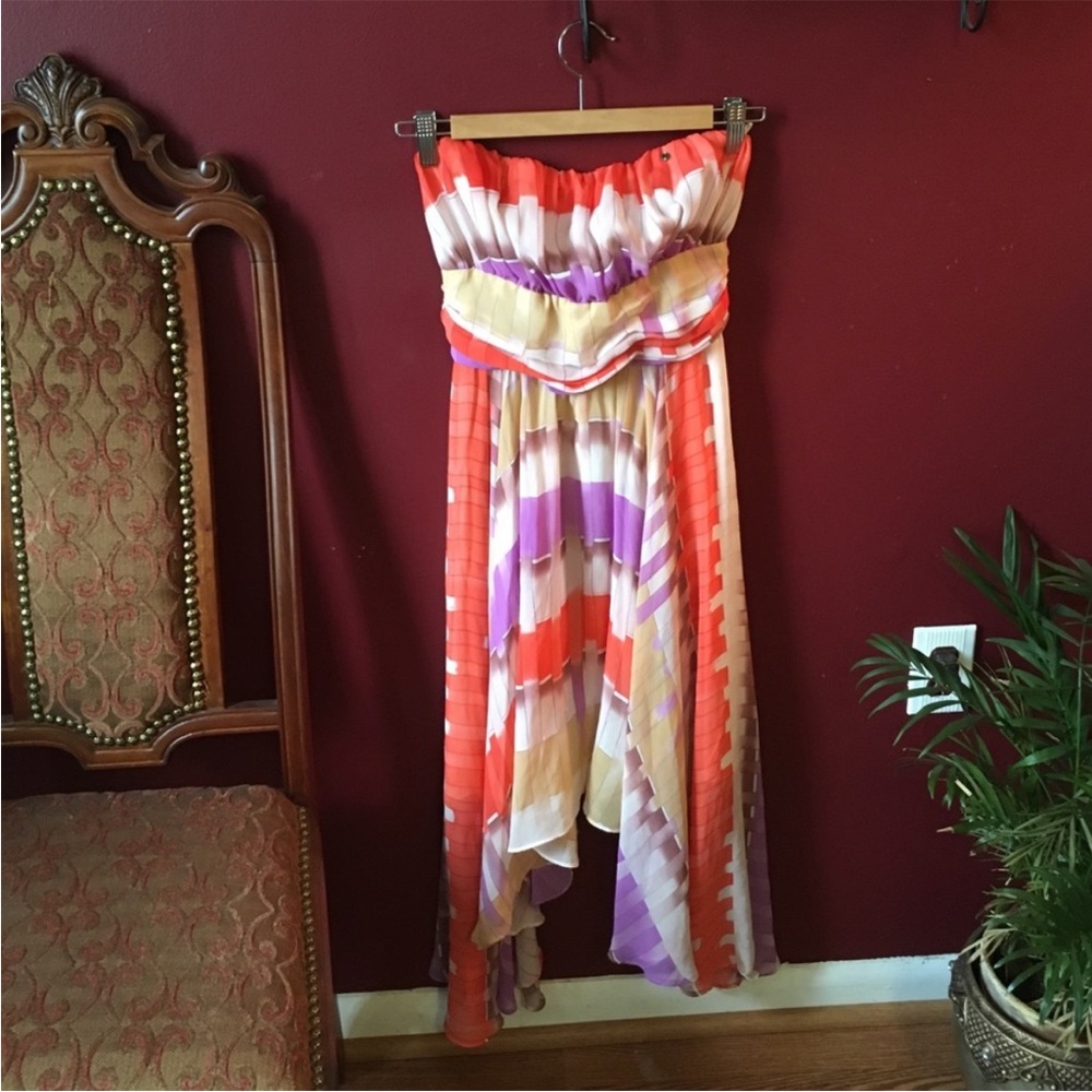 Beautiful Guess strapless dress